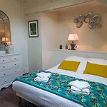 Aux Bories De Marquay, D'hotes Avec Piscine Et Pres De Sarlat Bed and Breakfast Marquay