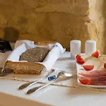 Aux Bories De Marquay, D'hotes Avec Piscine Et Pres De Sarlat Bed & Breakfast Marquay