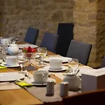Bed and Breakfast Aux Bories De Marquay, D'hotes Avec Piscine Et Pres De Sarlat Marquay