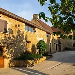 Aux Bories De Marquay, D'hotes Avec Piscine Et Pres De Sarlat 4*