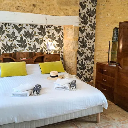 Aux Bories De Marquay, D'hotes Avec Piscine Et Pres De Sarlat *
