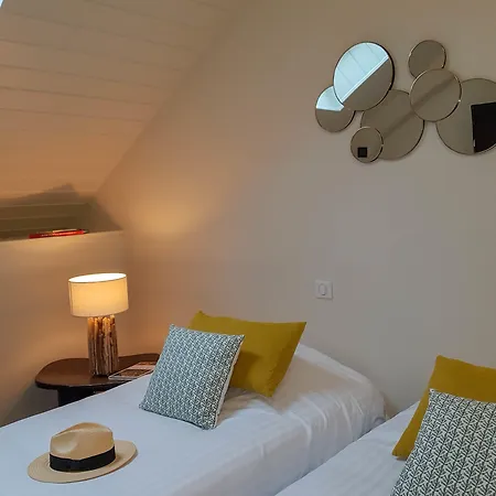 Aux Bories De Marquay, D'hotes Avec Piscine Et Pres De Sarlat 马尔凯