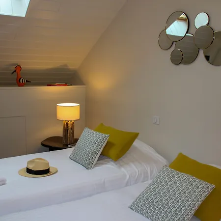 Aux Bories De Marquay, D'hotes Avec Piscine Et Pres De Sarlat 住宿加早餐酒店 马尔凯
