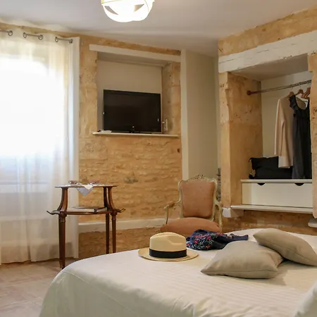 Aux Bories De Marquay, D'hotes Avec Piscine Et Pres De Sarlat 住宿加早餐酒店