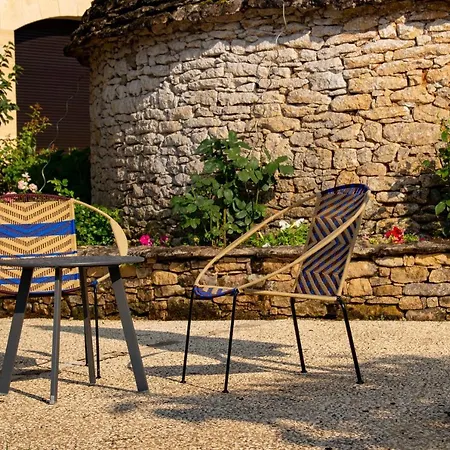 Aux Bories De Marquay, D'hotes Avec Piscine Et Pres De Sarlat *