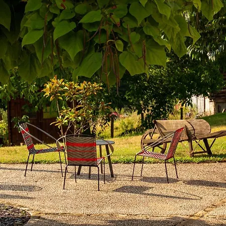 Aux Bories De Marquay, D'hotes Avec Piscine Et Pres De Sarlat 4*