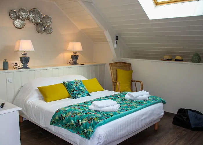 Aux Bories De Marquay, D'hotes Avec Piscine Et Pres De Sarlat Bed & Breakfast