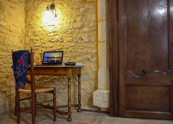 Bed & Breakfast Aux Bories De Marquay, D'hotes Avec Piscine Et Pres De Sarlat 4*