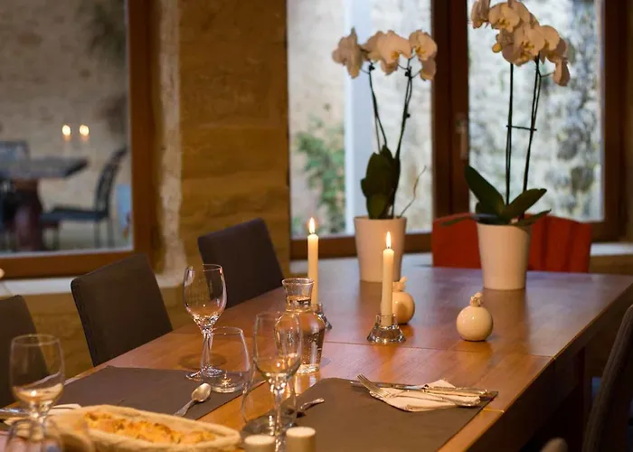 Bed & Breakfast Aux Bories De Marquay, D'hotes Avec Piscine Et Pres De Sarlat