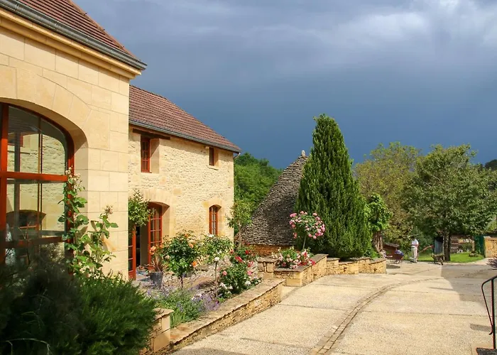 Aux Bories De Marquay, D'hotes Avec Piscine Et Pres De Sarlat Marquay