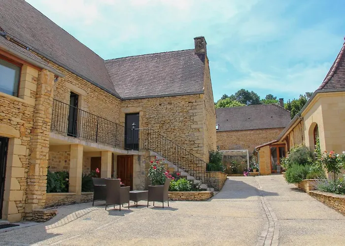 Aux Bories De Marquay, D'hotes Avec Piscine Et Pres De Sarlat 4*